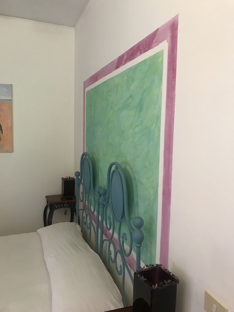 B&B Bio 14