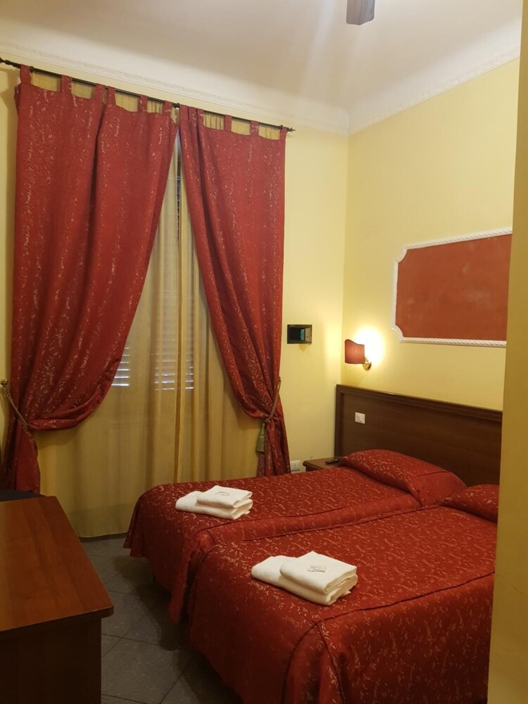 B&B Rudy Center 18