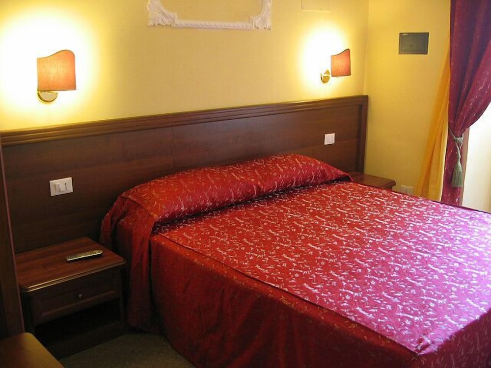 B&B Rudy Center 4