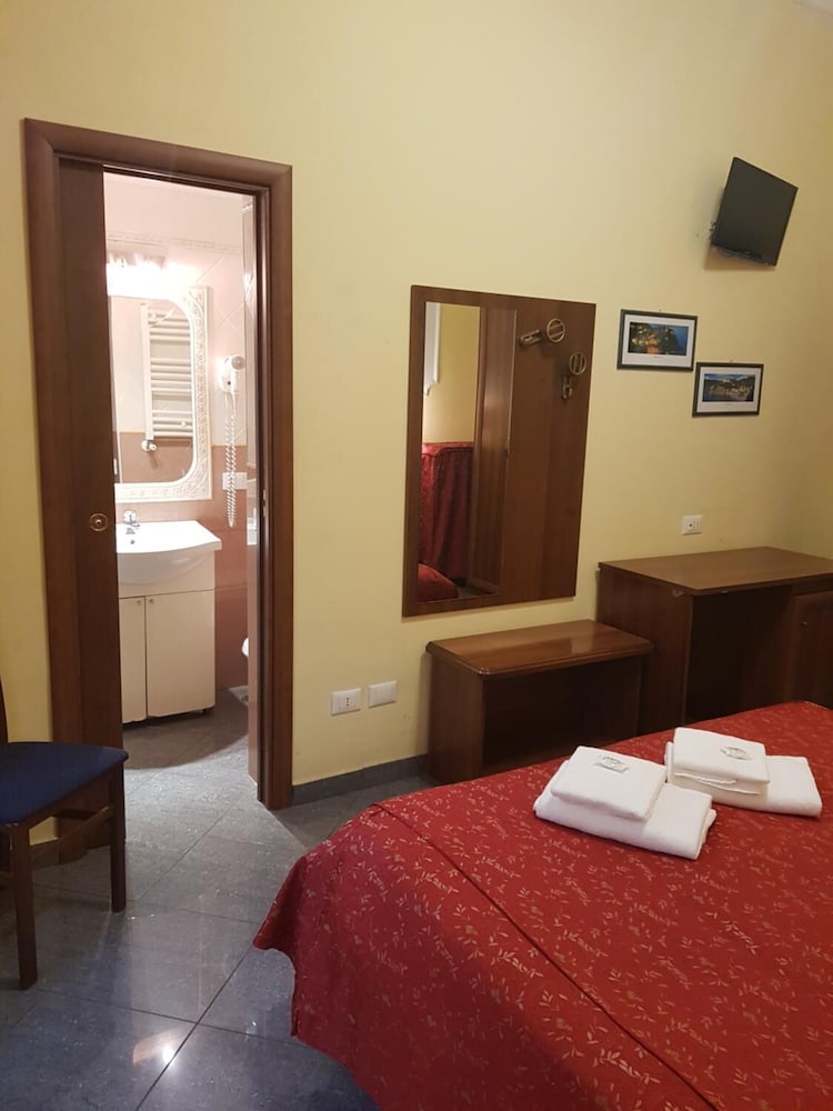 B&B Rudy Center 14