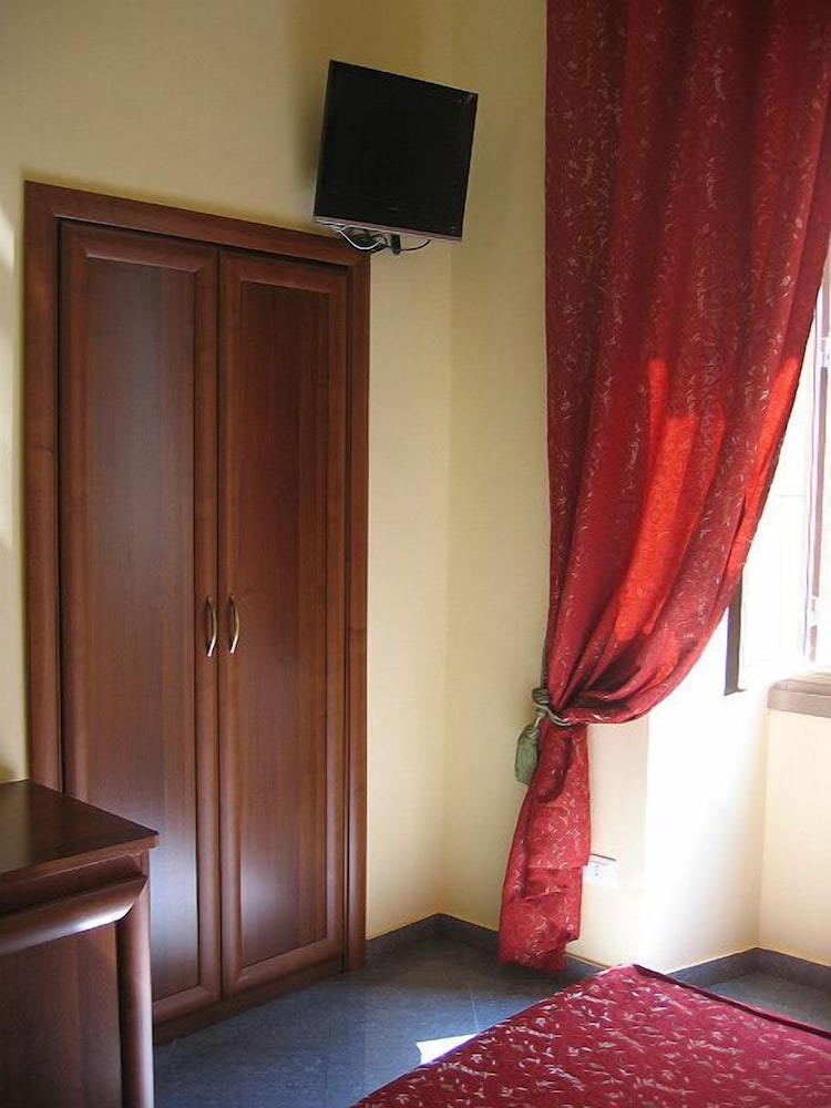 B&B Rudy Center 5