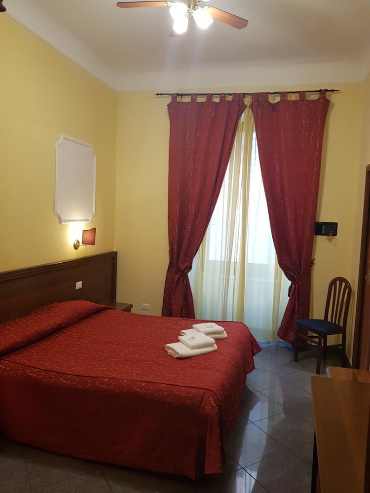 B&B Rudy Center 17