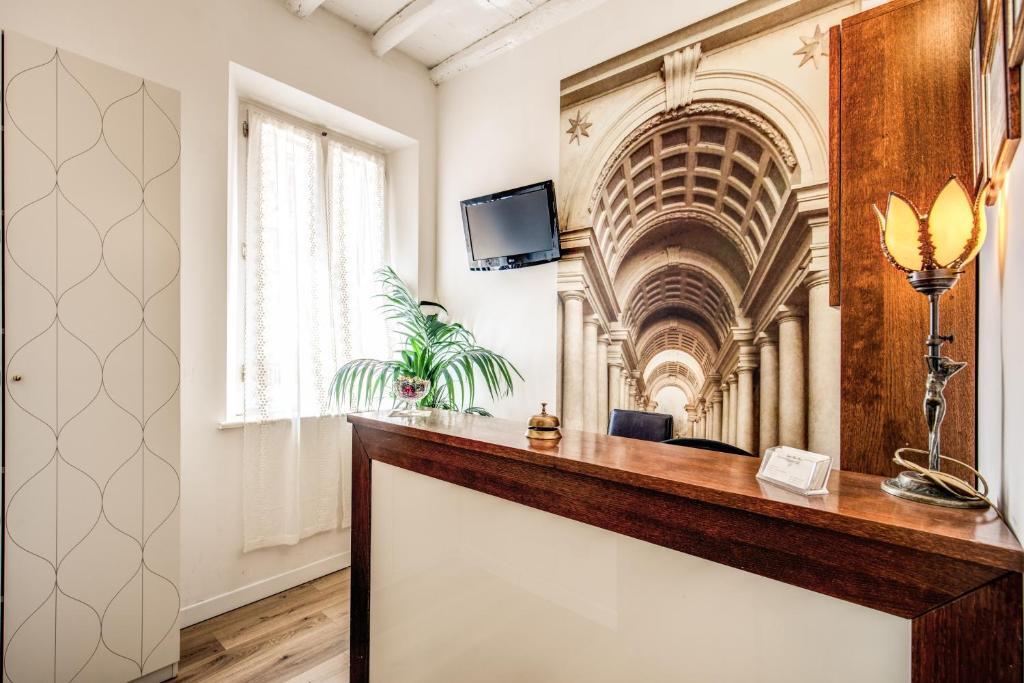 Condotti Inn 20