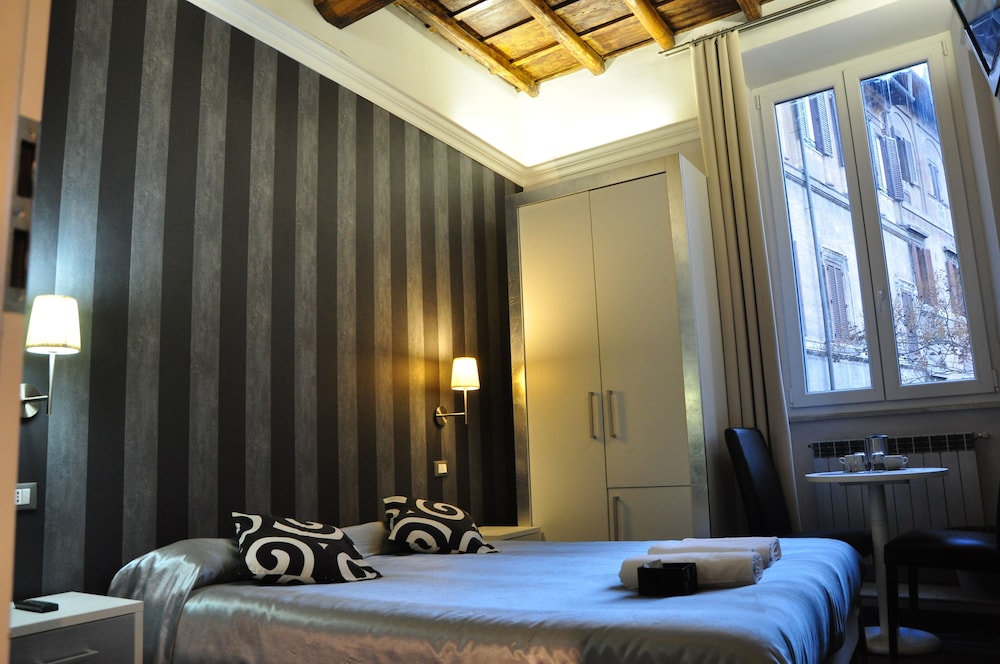 Navona Nice Room 6