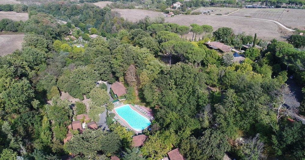 Seven Hills Village 15