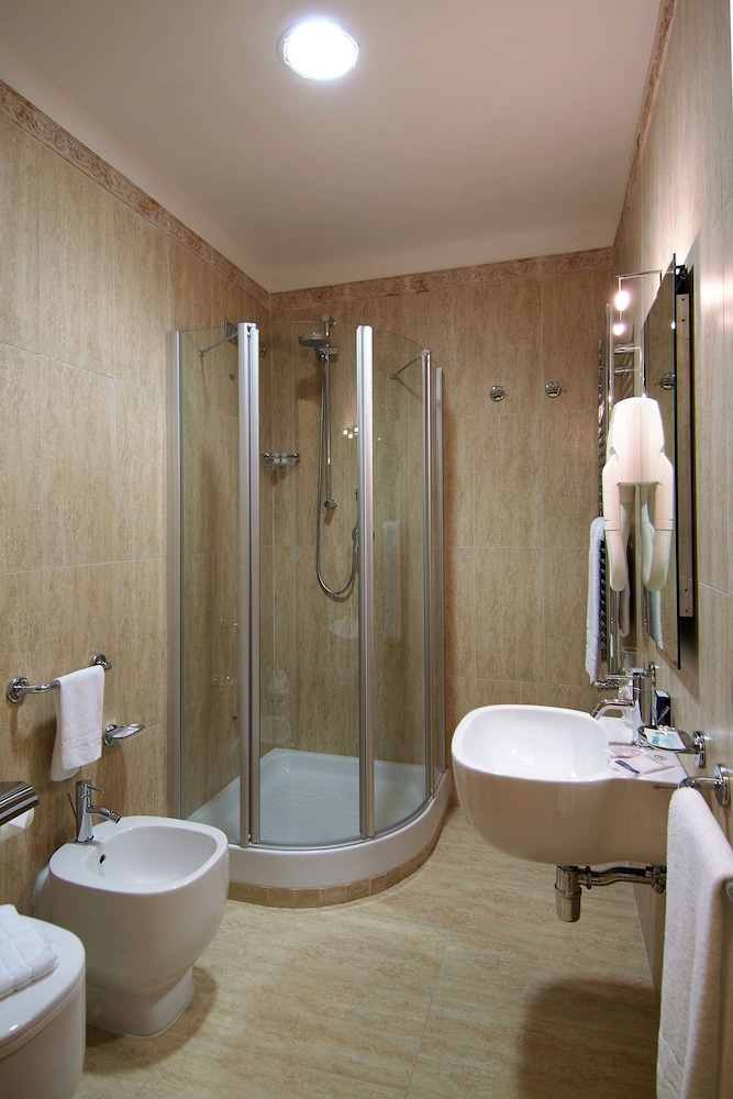 EH Hotels Rome Airport 12