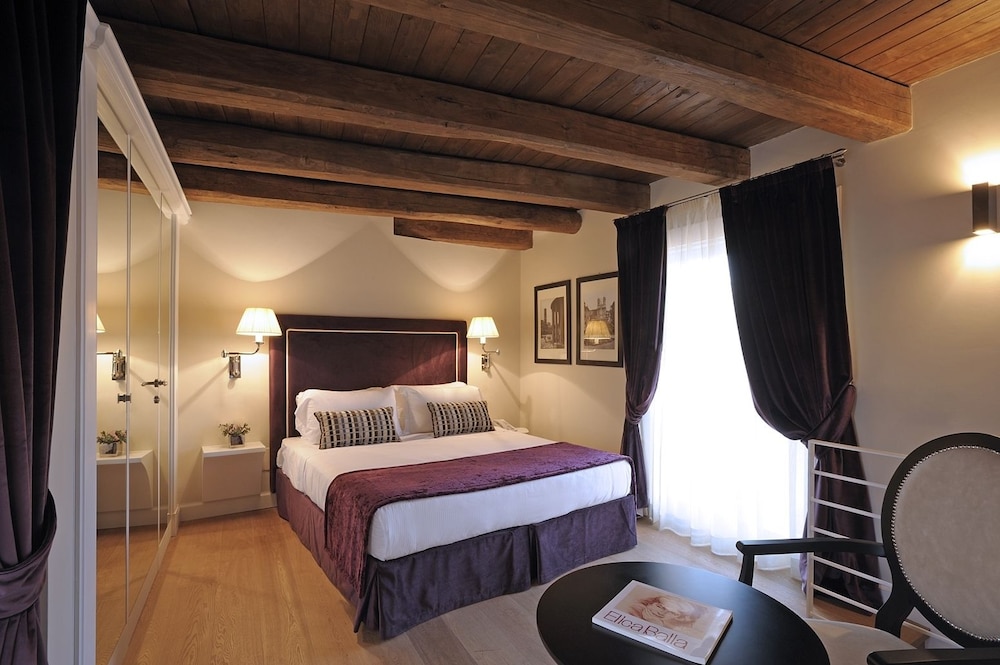 Trevi Palace Luxury Inn 3