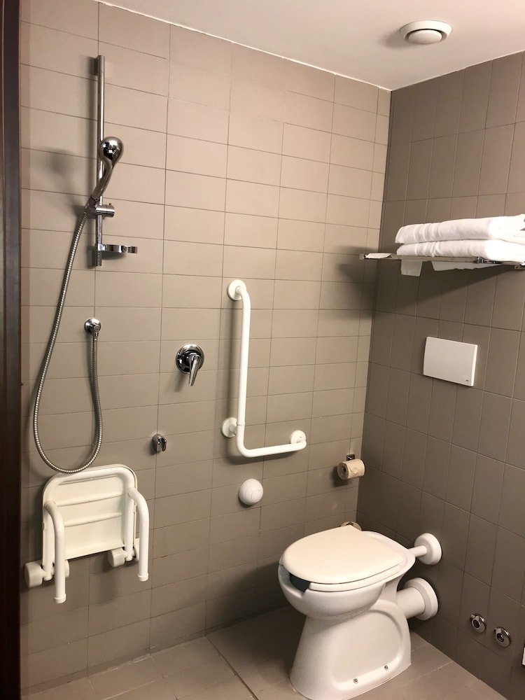 Ibis Styles Roma Eur 6