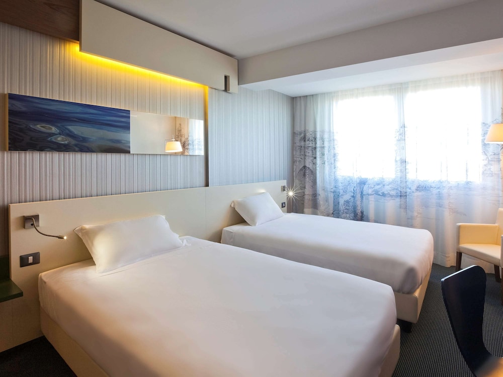 Ibis Styles Roma Eur 17