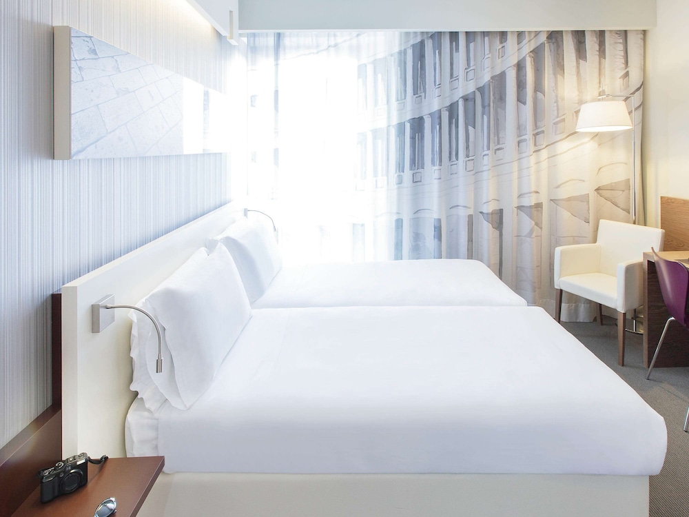 Ibis Styles Roma Eur 13