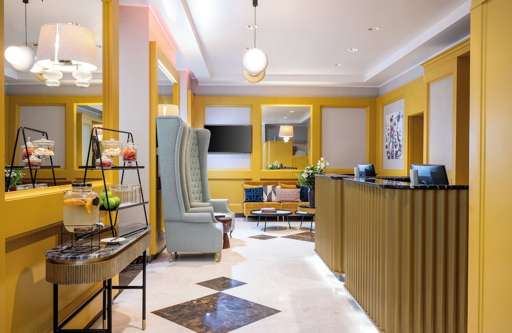 Leonardo Boutique Hotel Rome Monti 5