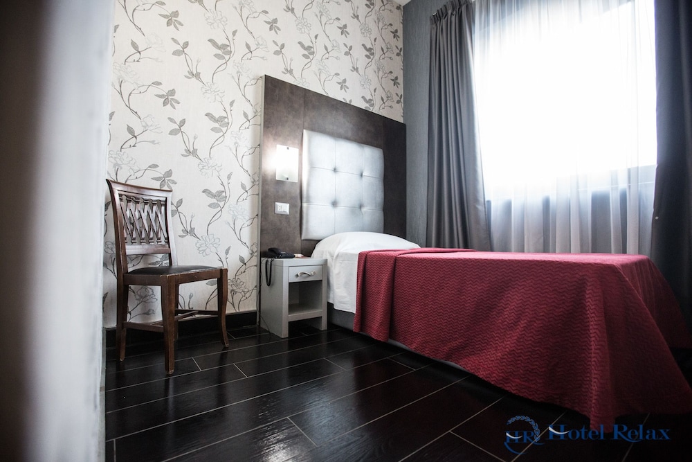 Hotel Relax Roma Nord 6