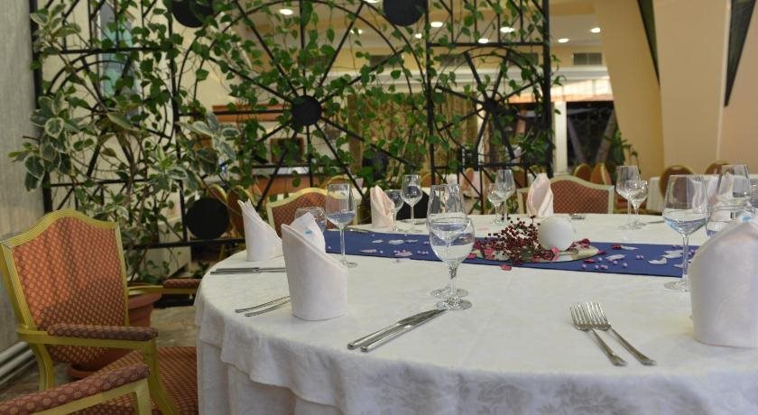 Hotel Bellevue 10