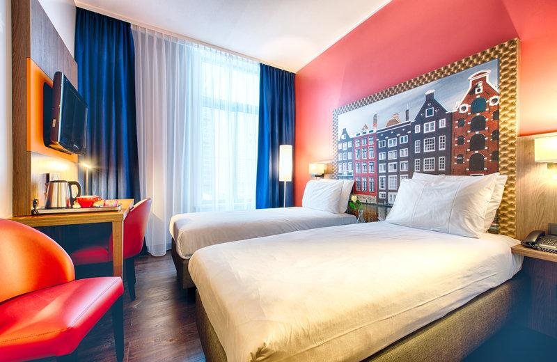 Leonardo Hotel Amsterdam City Center 1