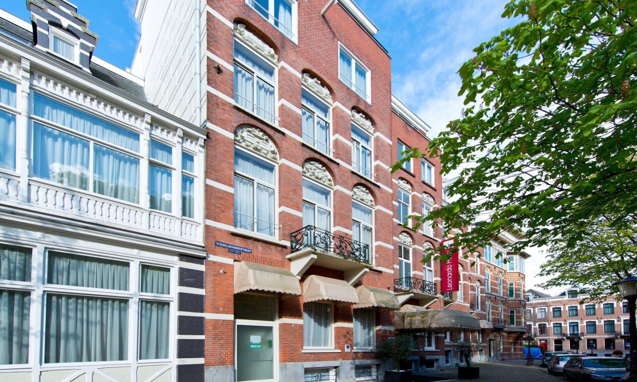 Leonardo Hotel Amsterdam City Center 10