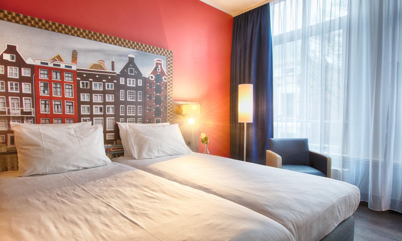 Leonardo Hotel Amsterdam City Center 22