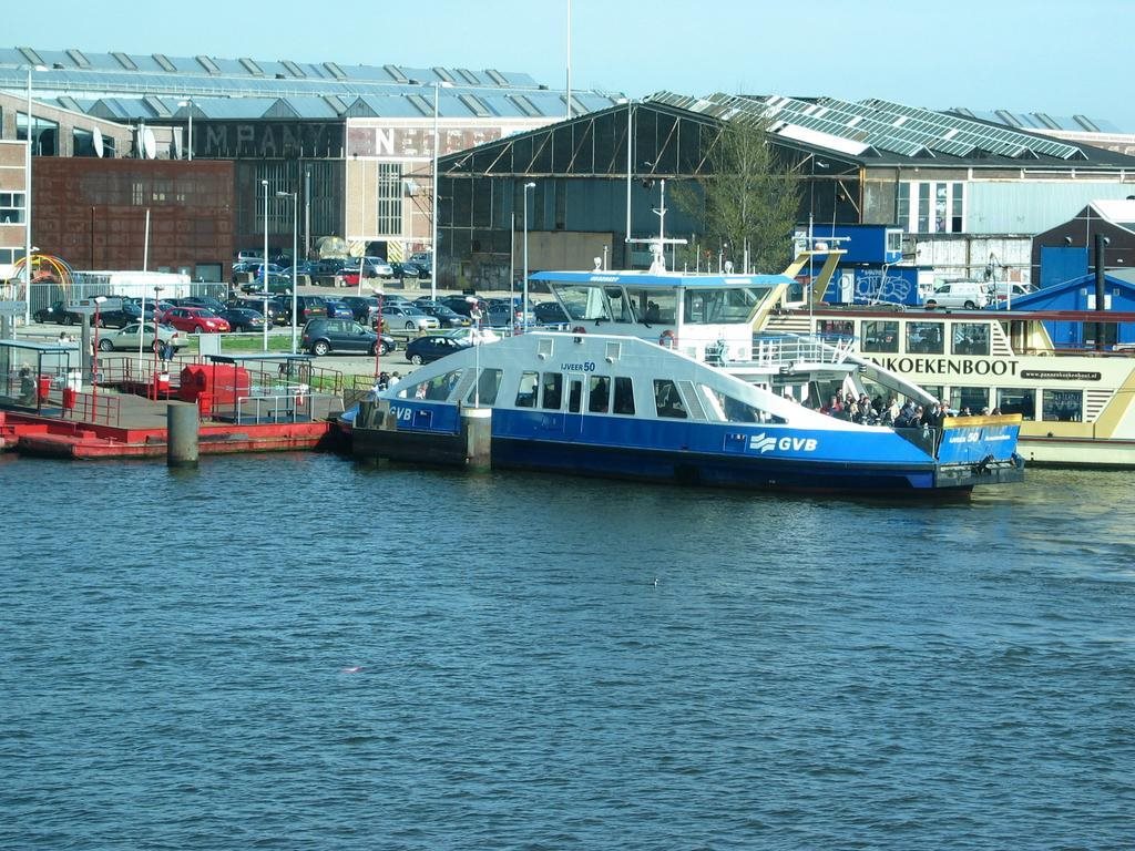 Botel 11