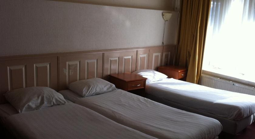 Delta Hotel 22