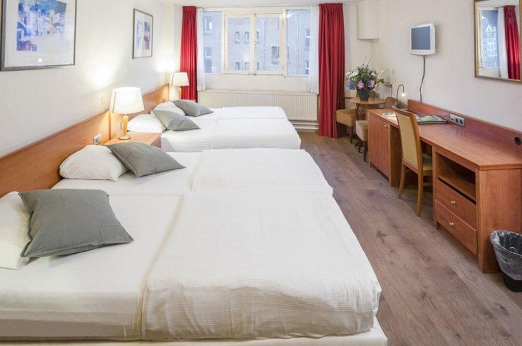 Delta Hotel 4