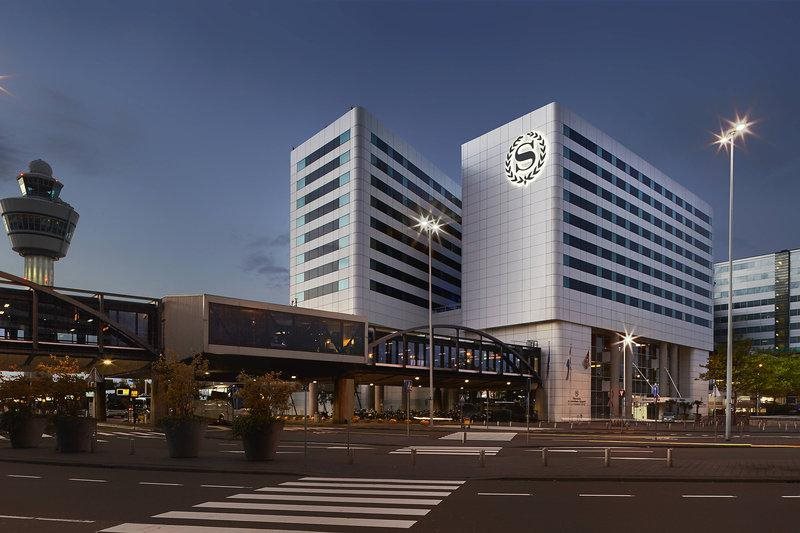Sheraton Amsterdam Airport Hotel and Conference Center 1