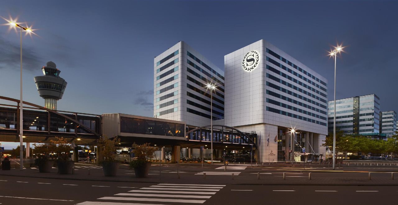 Sheraton Amsterdam Airport Hotel and Conference Center 11
