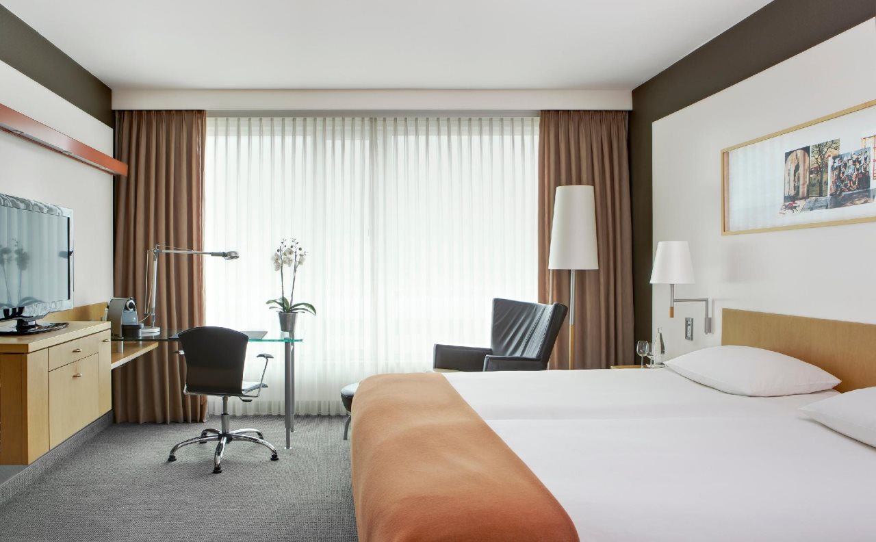 Steigenberger Airport Hotel Amsterdam 2