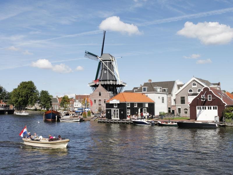 Carlton Square Haarlem 16