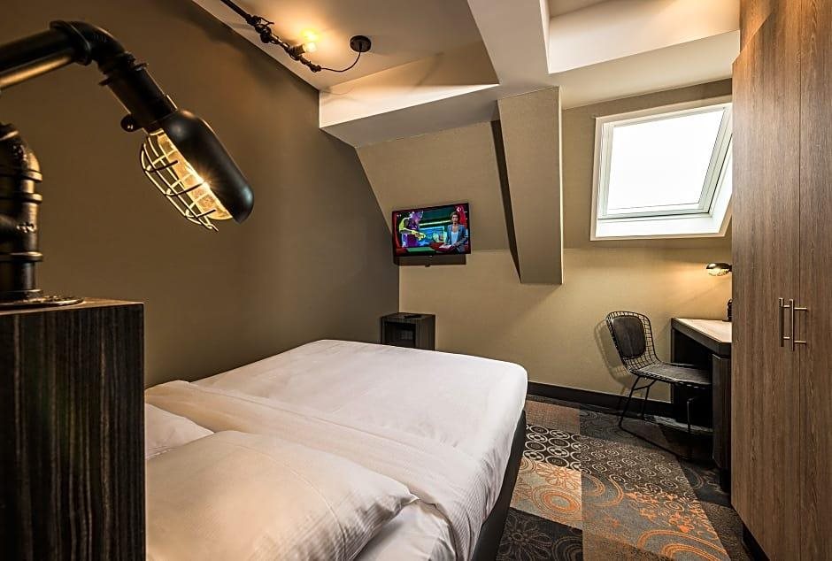 The Alfred Hotel 17