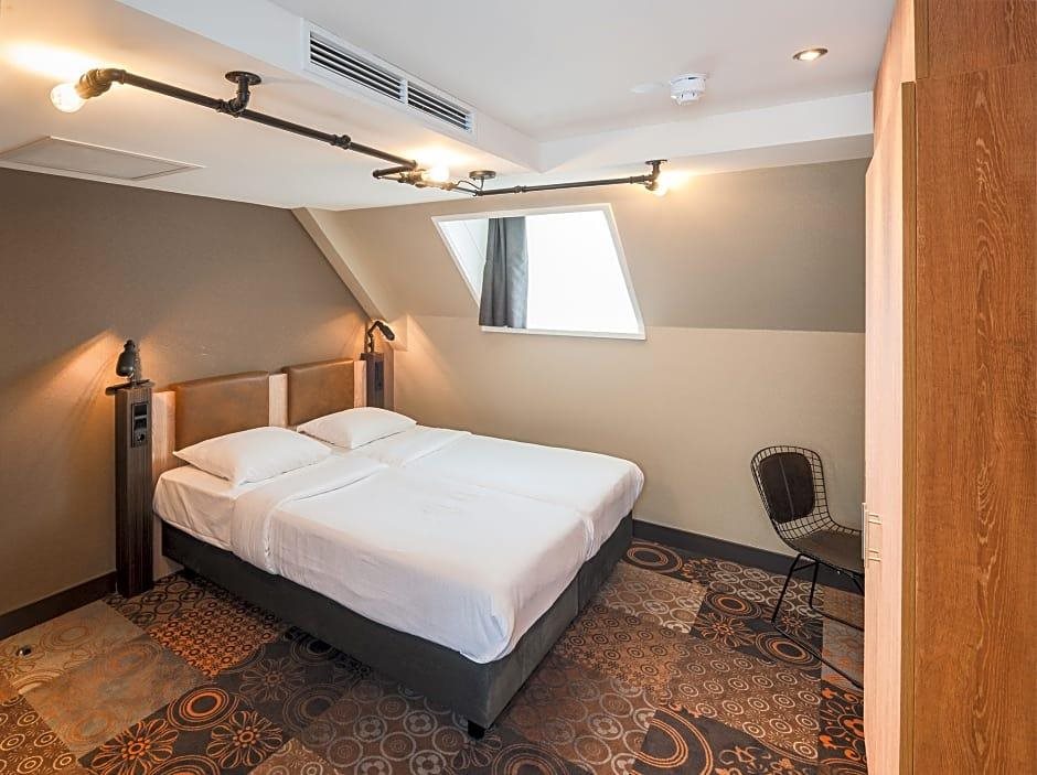 The Alfred Hotel 19
