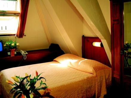 SUPPER Hotel 7