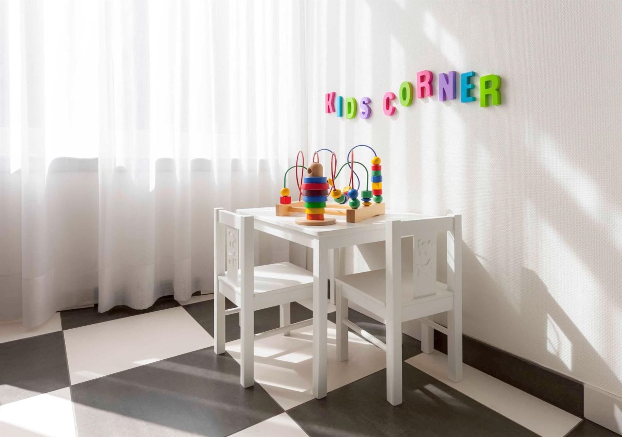 ibis Styles Amsterdam Central Station 10
