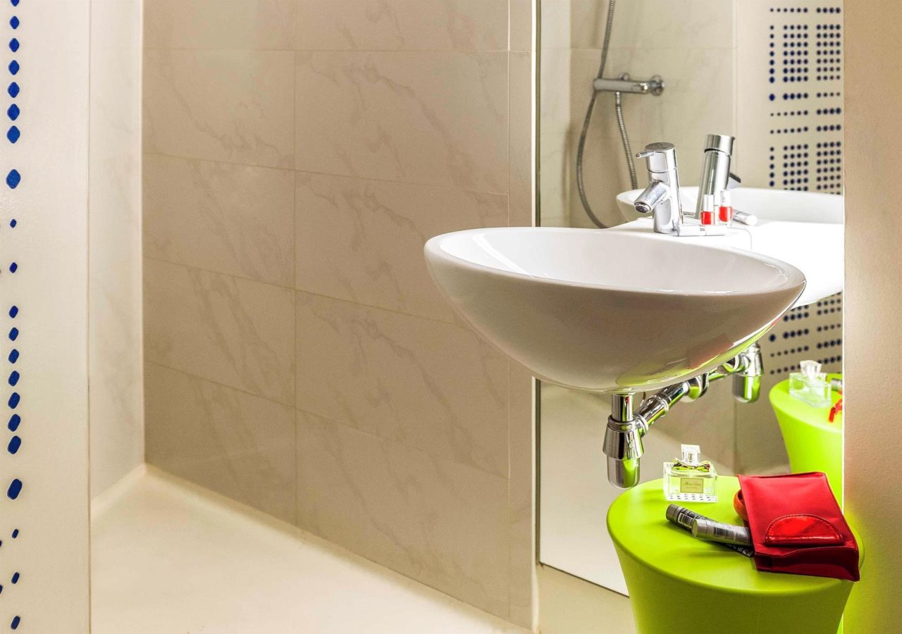 ibis Styles Amsterdam Central Station 11