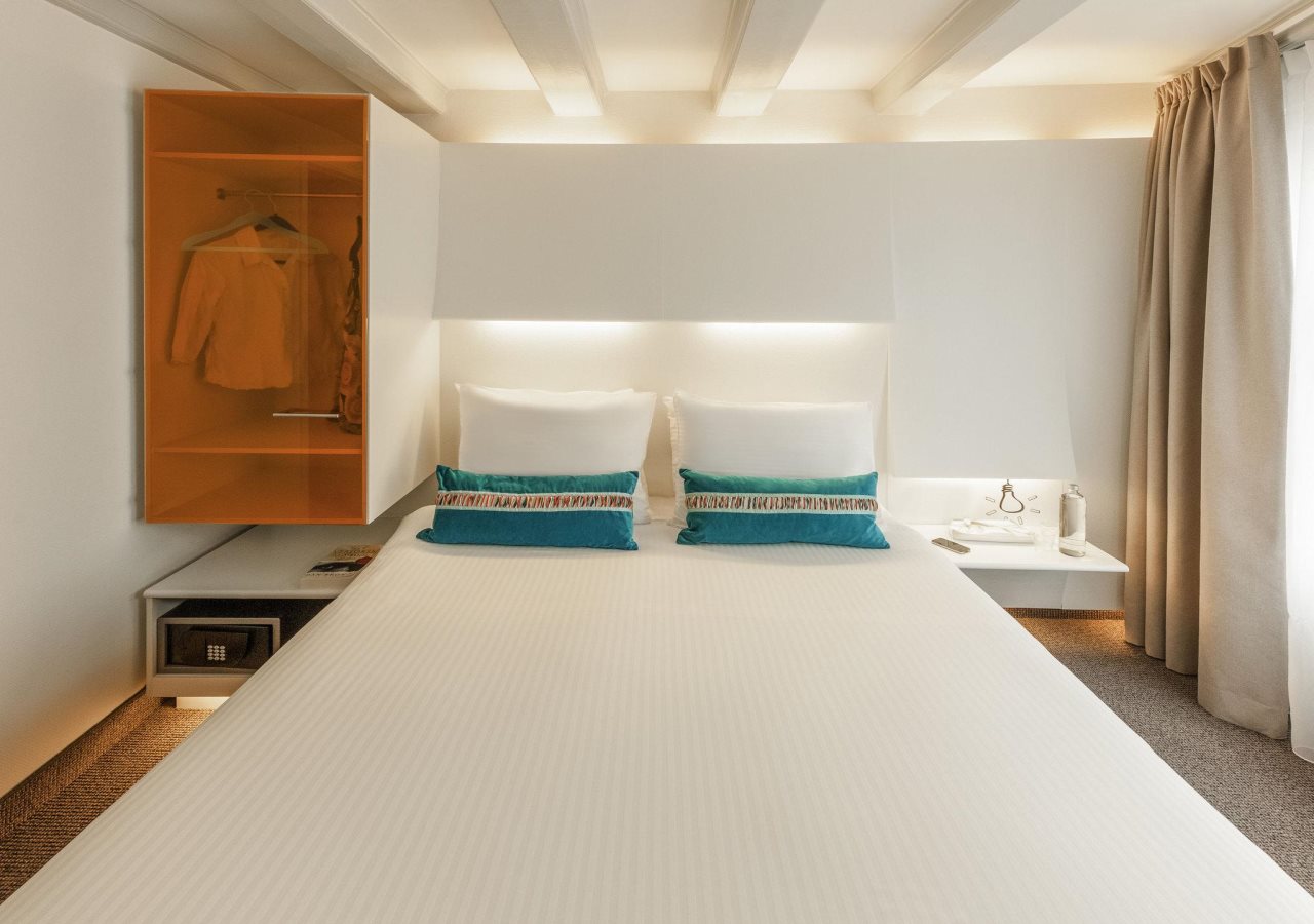 ibis Styles Amsterdam Central Station 18