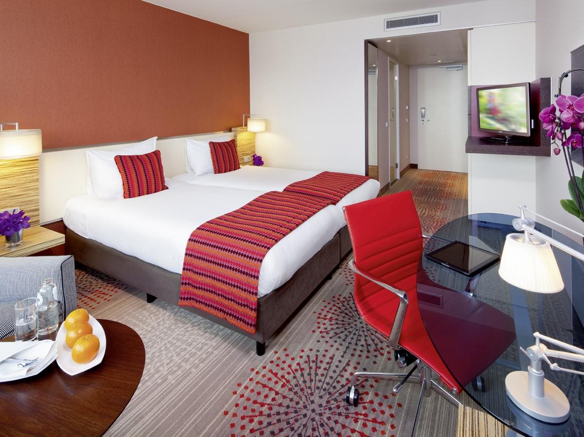Mövenpick Hotel Amsterdam City Centre 2