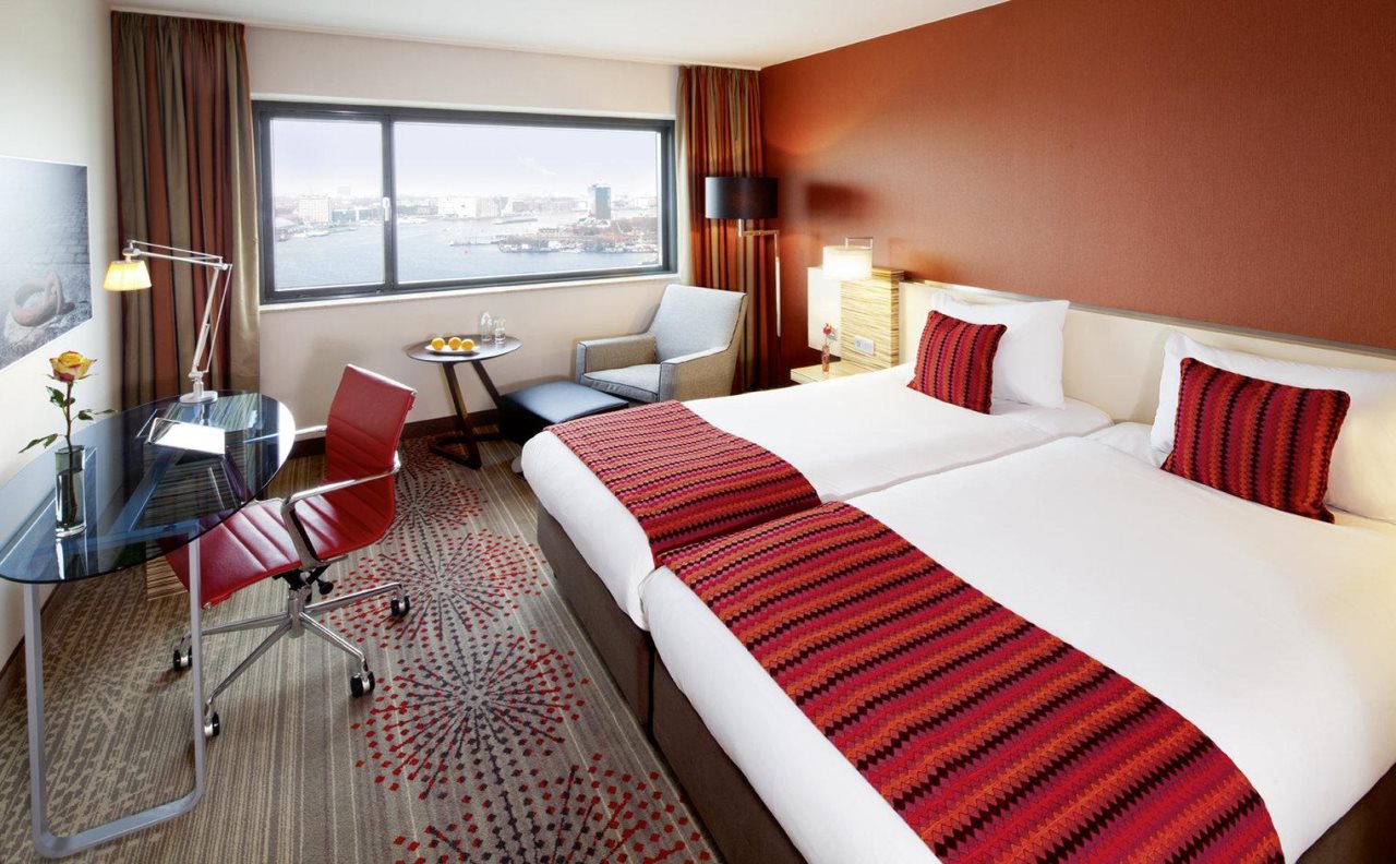 Mövenpick Hotel Amsterdam City Centre 14