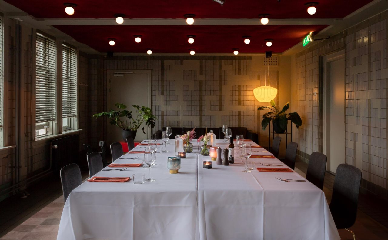 The Hoxton, Lloyd 24