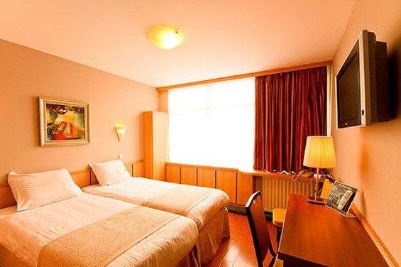 XO Hotels Infinity 11