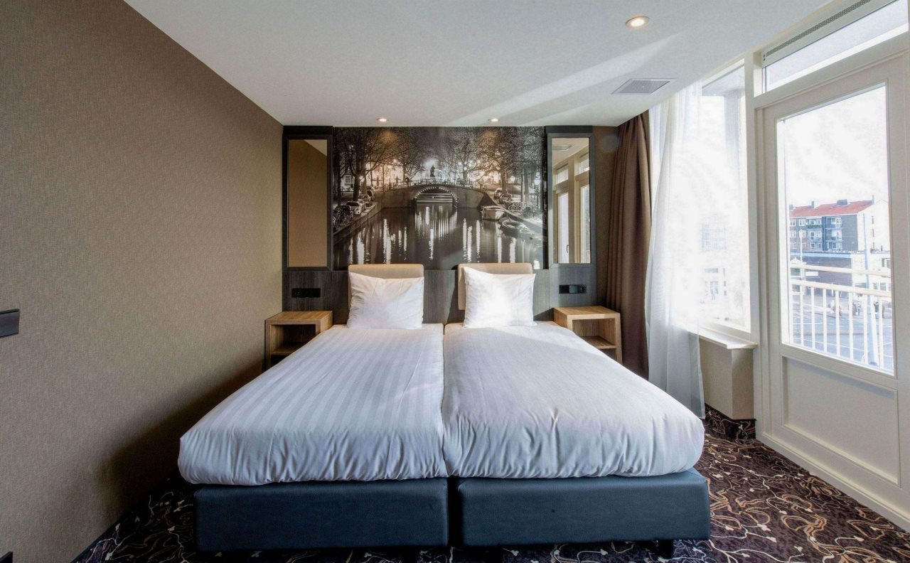 XO Hotels Infinity 4