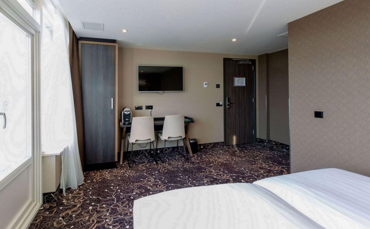 XO Hotels Infinity 7