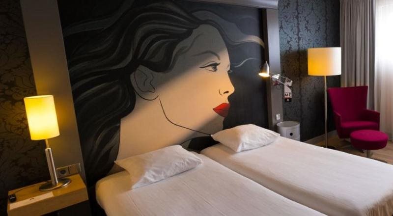 Leonardo Hotel Almere City Center 9
