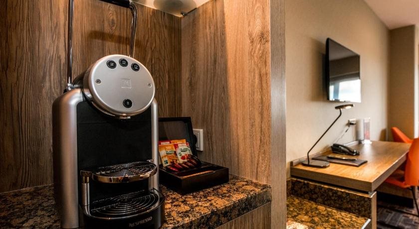 XO Hotels Blue Tower 9