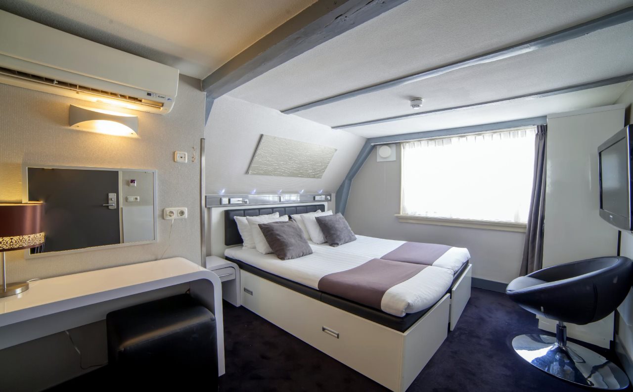 Hotel CC 21