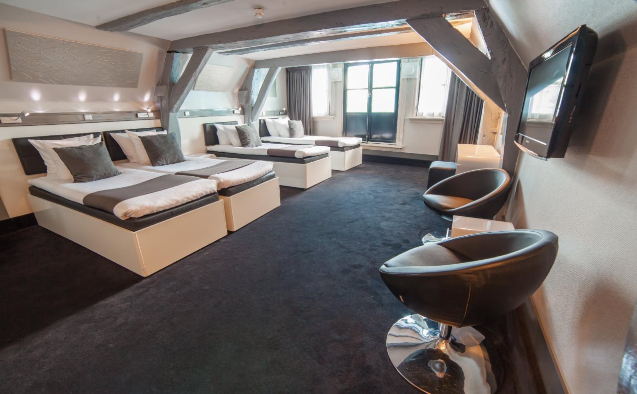 Hotel CC 23