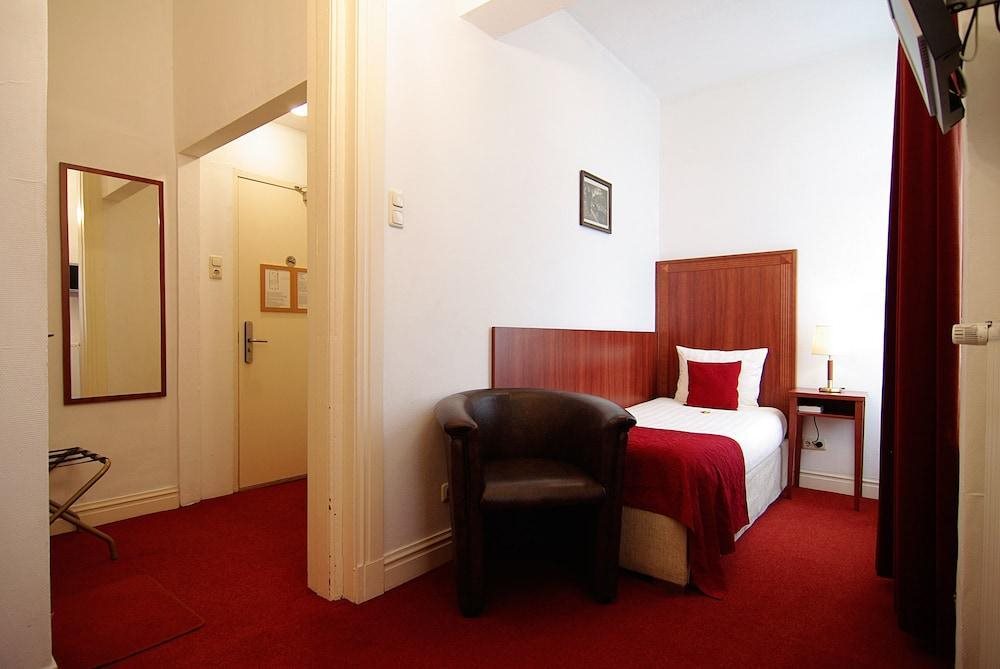 Amsterdam Parklane 12