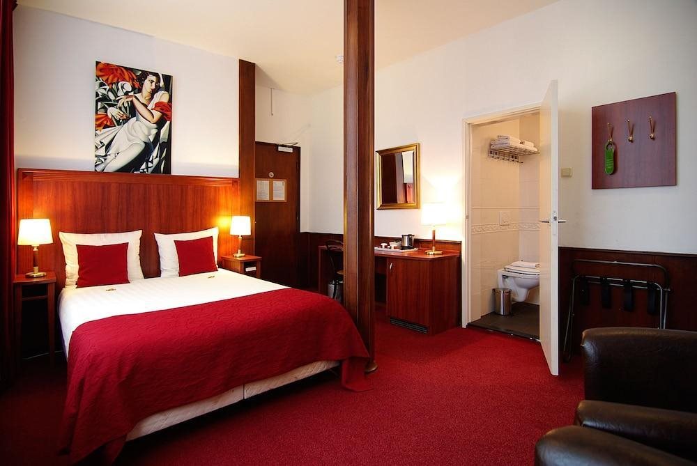 Amsterdam Parklane 21