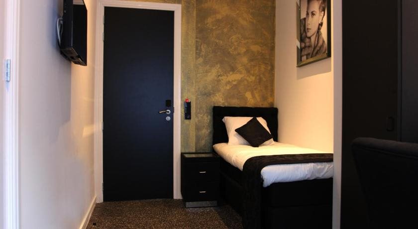 Sara's Boutique Hotel 18
