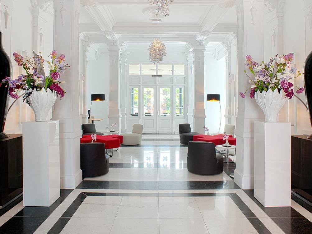 The Manor Amsterdam 9