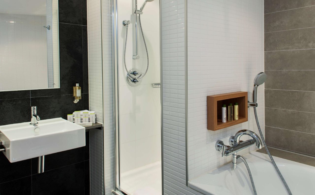 DoubleTree by Hilton Amsterdam Centraal Station 6