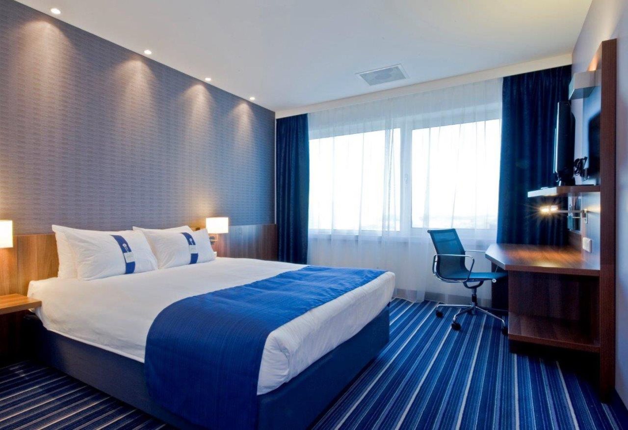 Holiday Inn Express Amsterdam - Sloterdijk Station 16