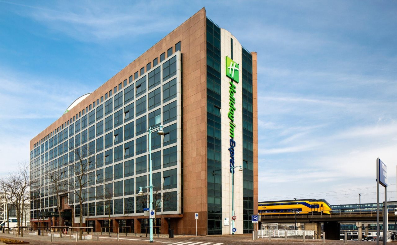 Holiday Inn Express Amsterdam - Sloterdijk Station 17
